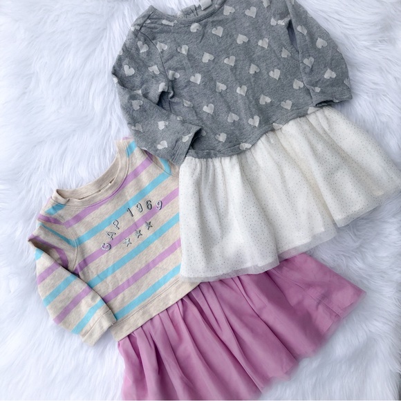 Bundle 2 Gap Toddler Dresses - Picture 1 of 4